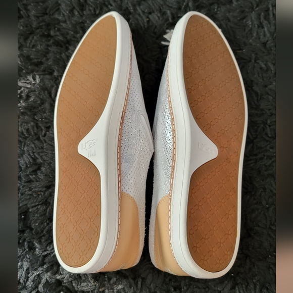 UGG Silver Stardust Adley Perf Shoes - Picture 14 of 15